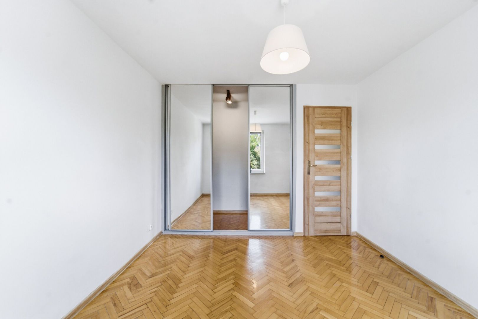 Przestronne  mieszkanie z ukrytą garderobą - Mieszkanie - Wynajem - Sosnowiec, Centrum